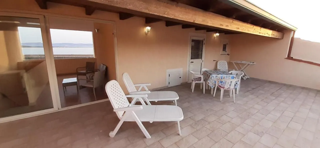 Apartament Fronte Mare Attico Indipendente Ed Esclusivo Con Terrazza Panoramica Isola Rossa